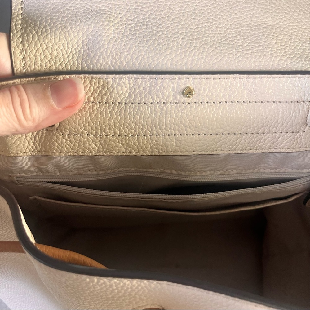 Kate Spade New York Medium Pebbled Leather Backpack Flap Cinch Gold Hardware - Picture 15 of 16